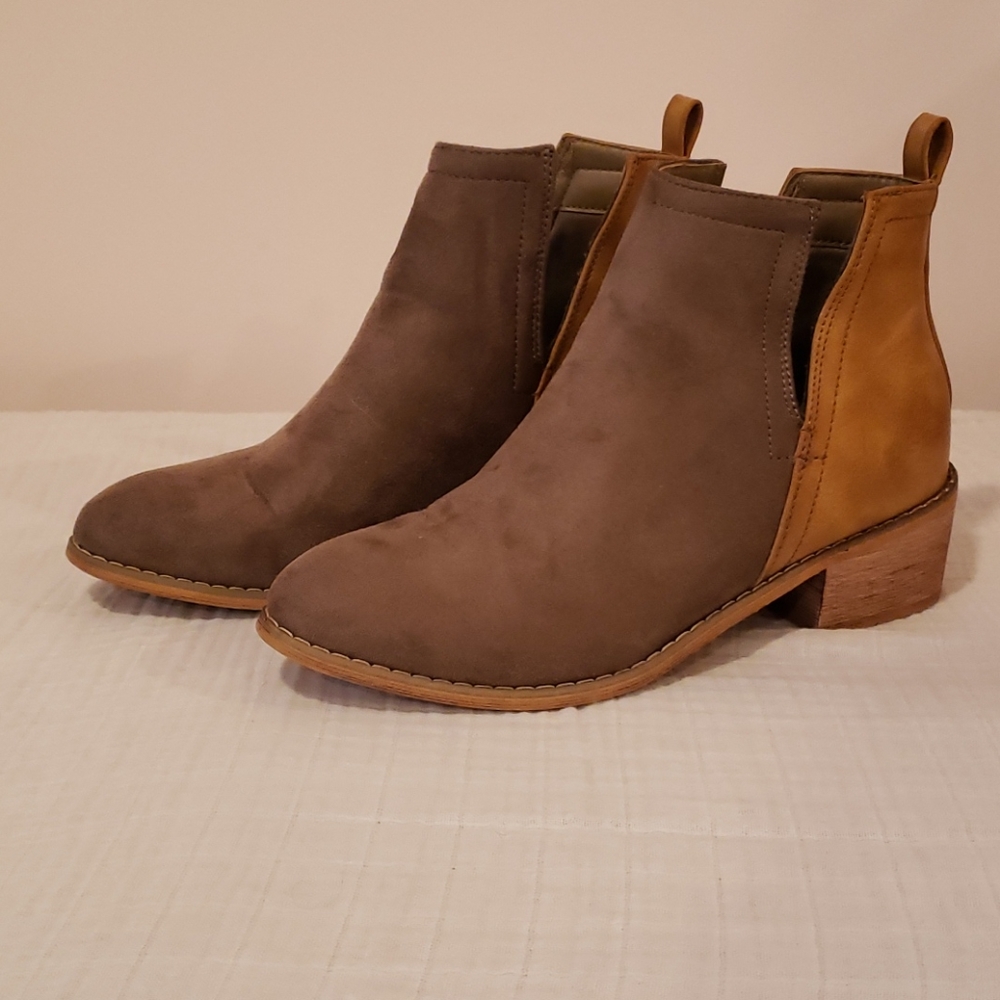 Boutique by Corkys Booties